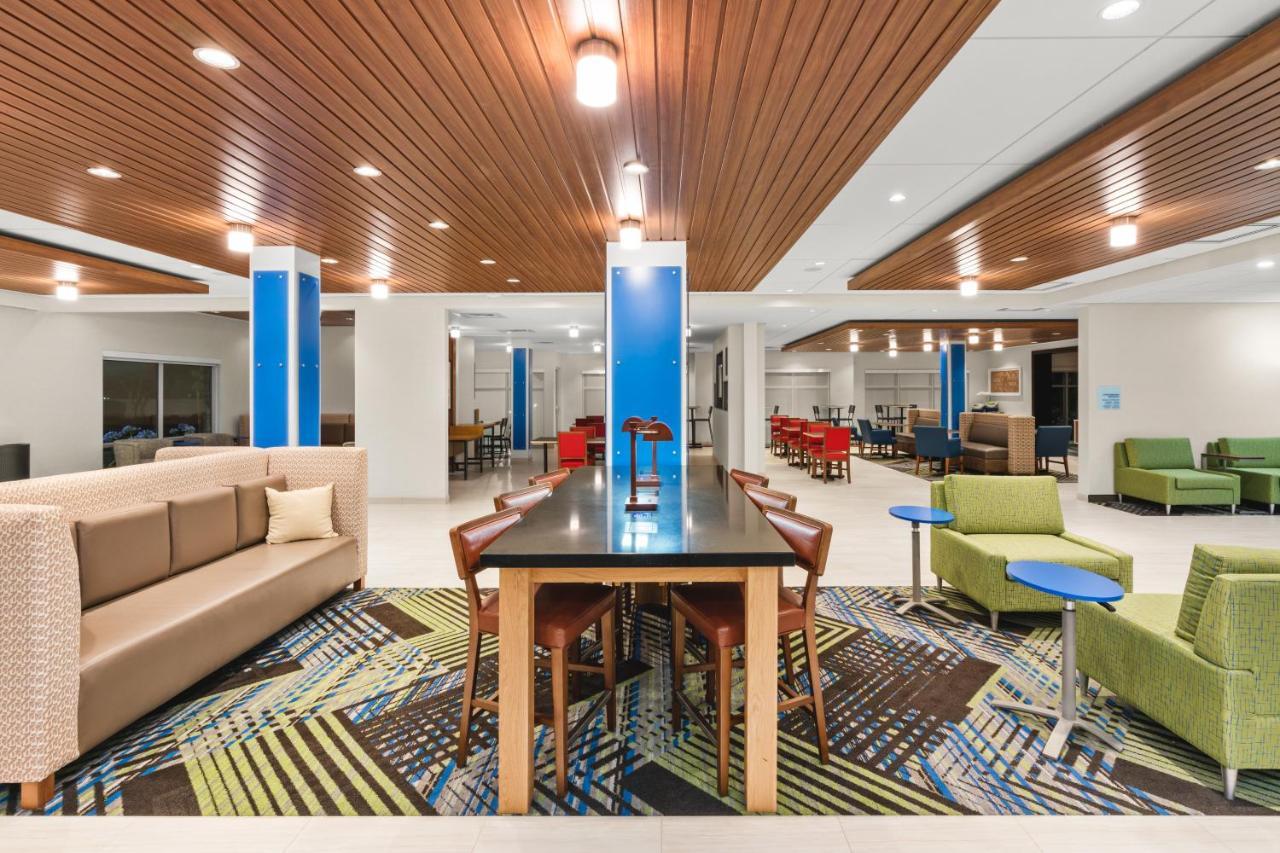 Holiday Inn Express & Suites - Suisun City By Ihg Zewnętrze zdjęcie
