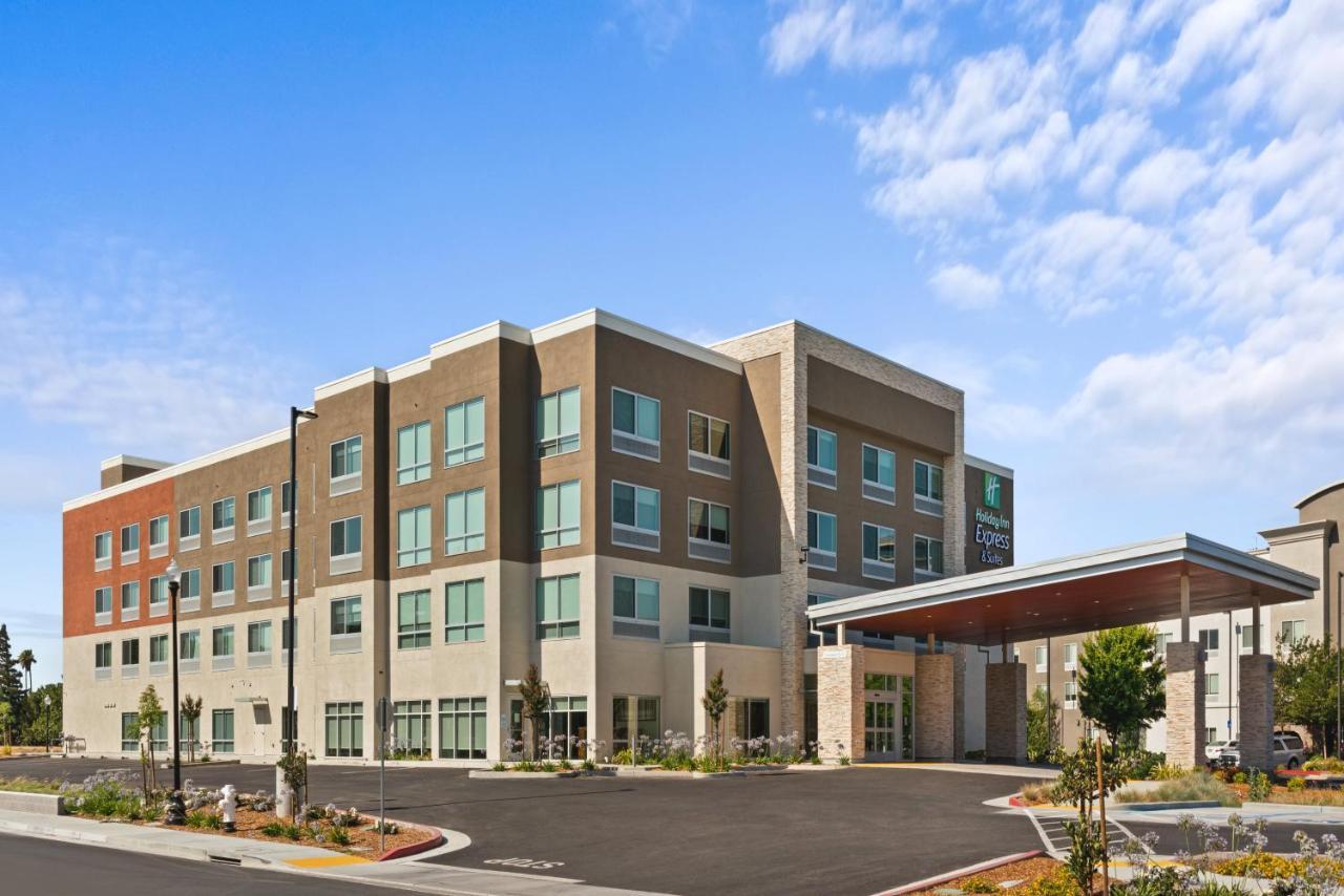 Holiday Inn Express & Suites - Suisun City By Ihg Zewnętrze zdjęcie