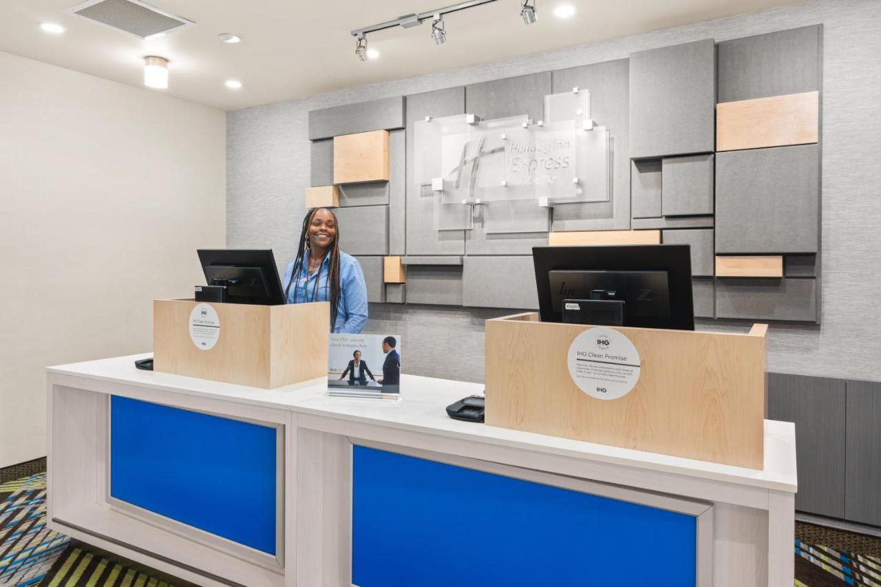 Holiday Inn Express & Suites - Suisun City By Ihg Zewnętrze zdjęcie