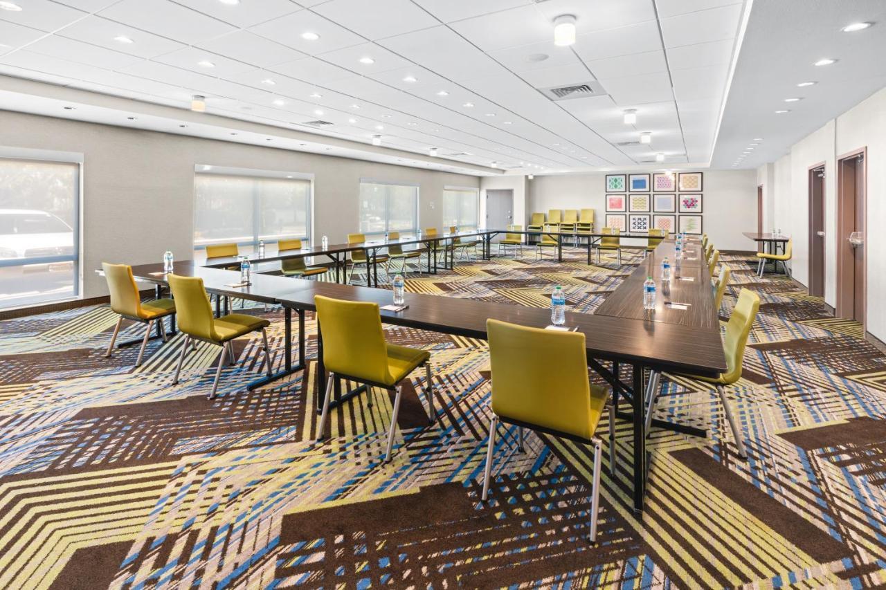 Holiday Inn Express & Suites - Suisun City By Ihg Zewnętrze zdjęcie