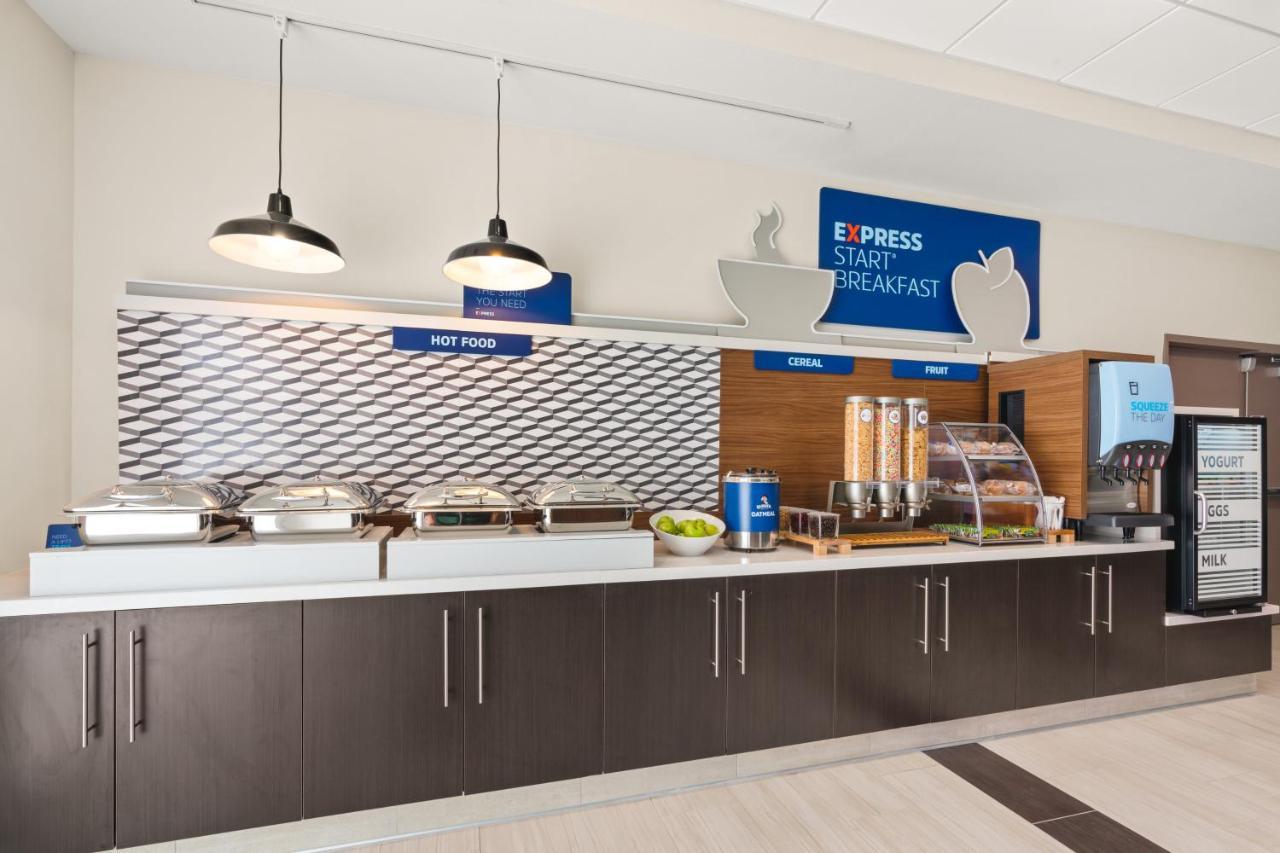 Holiday Inn Express & Suites - Suisun City By Ihg Zewnętrze zdjęcie